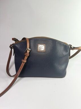 Dooney & Bourke Suki Crossbody Pebble Grain Midnight Blue